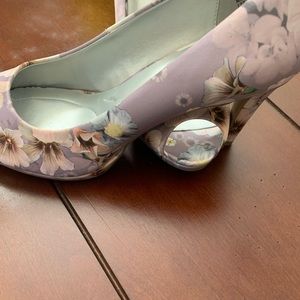 Summer peep toe
